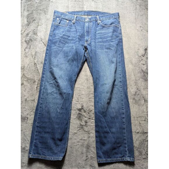 Levi's Other - Levi's 514 Straight Leg Jeans Men's Size 38x30 Medium Wash